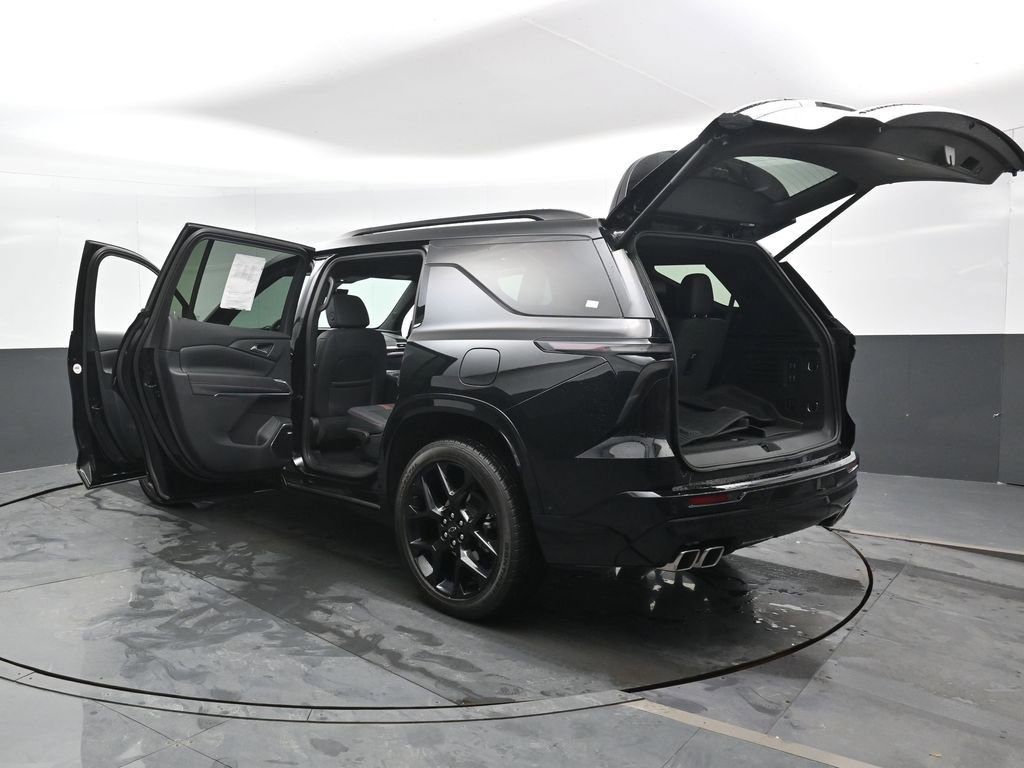 Used 2024 Chevrolet Traverse RS w/ LPO, Floor Liner Package image 55
