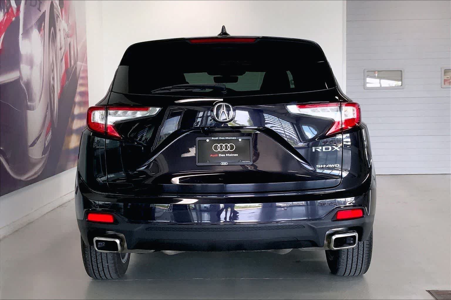 Used 2022 Acura RDX AWD w/ Technology Package image 5