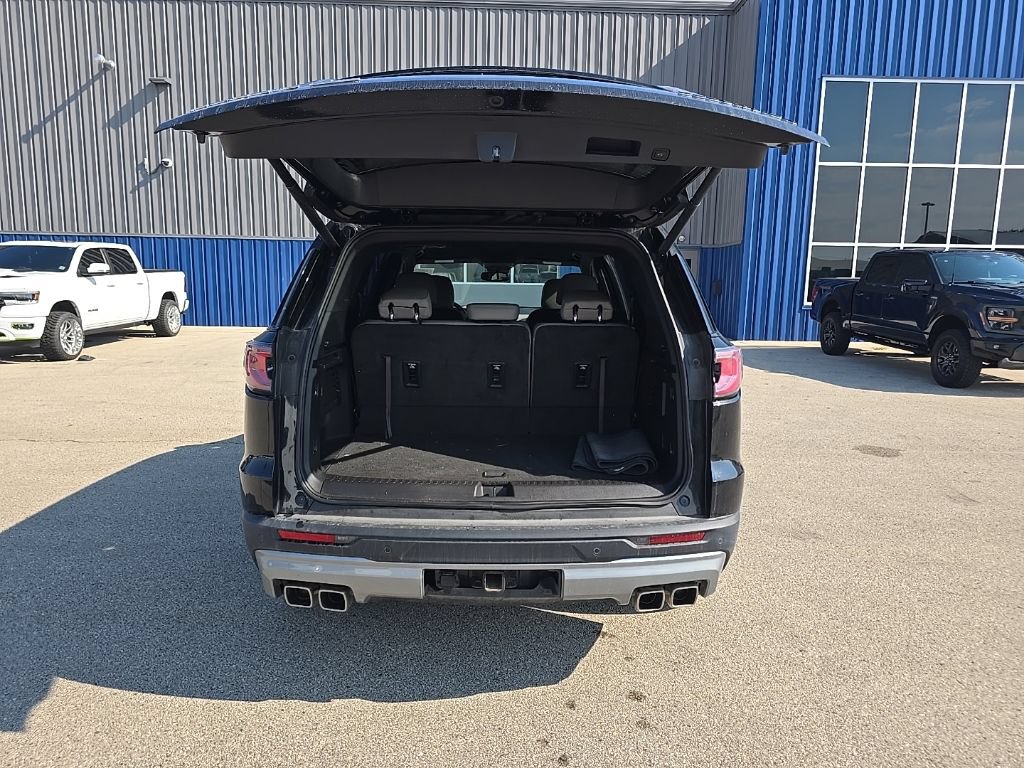Used 2024 GMC Acadia Elevation w/ Trailering Package AWD/4WD image 6