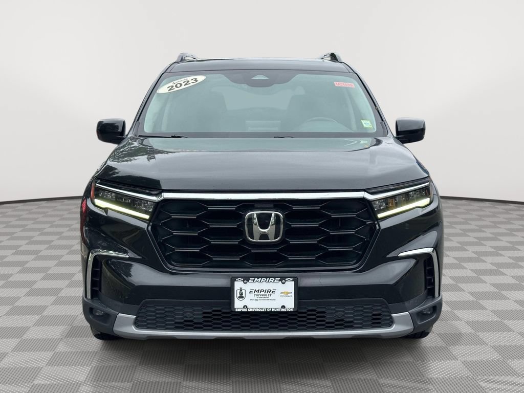 Used 2023 Honda Pilot Touring image 8