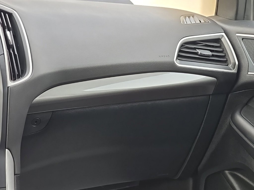 Used 2024 Ford Edge SEL image 28