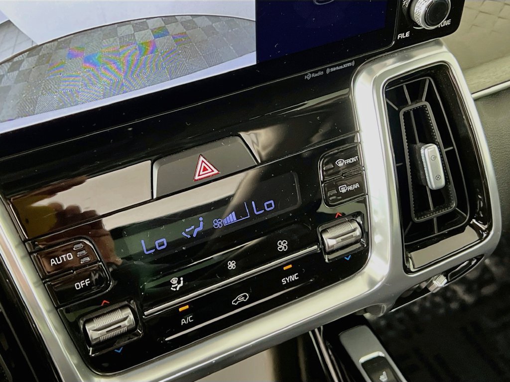 Used 2022 Kia Sorento SX AWD/4WD image 15