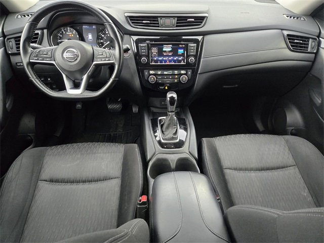 Used 2020 Nissan Rogue SV image 10