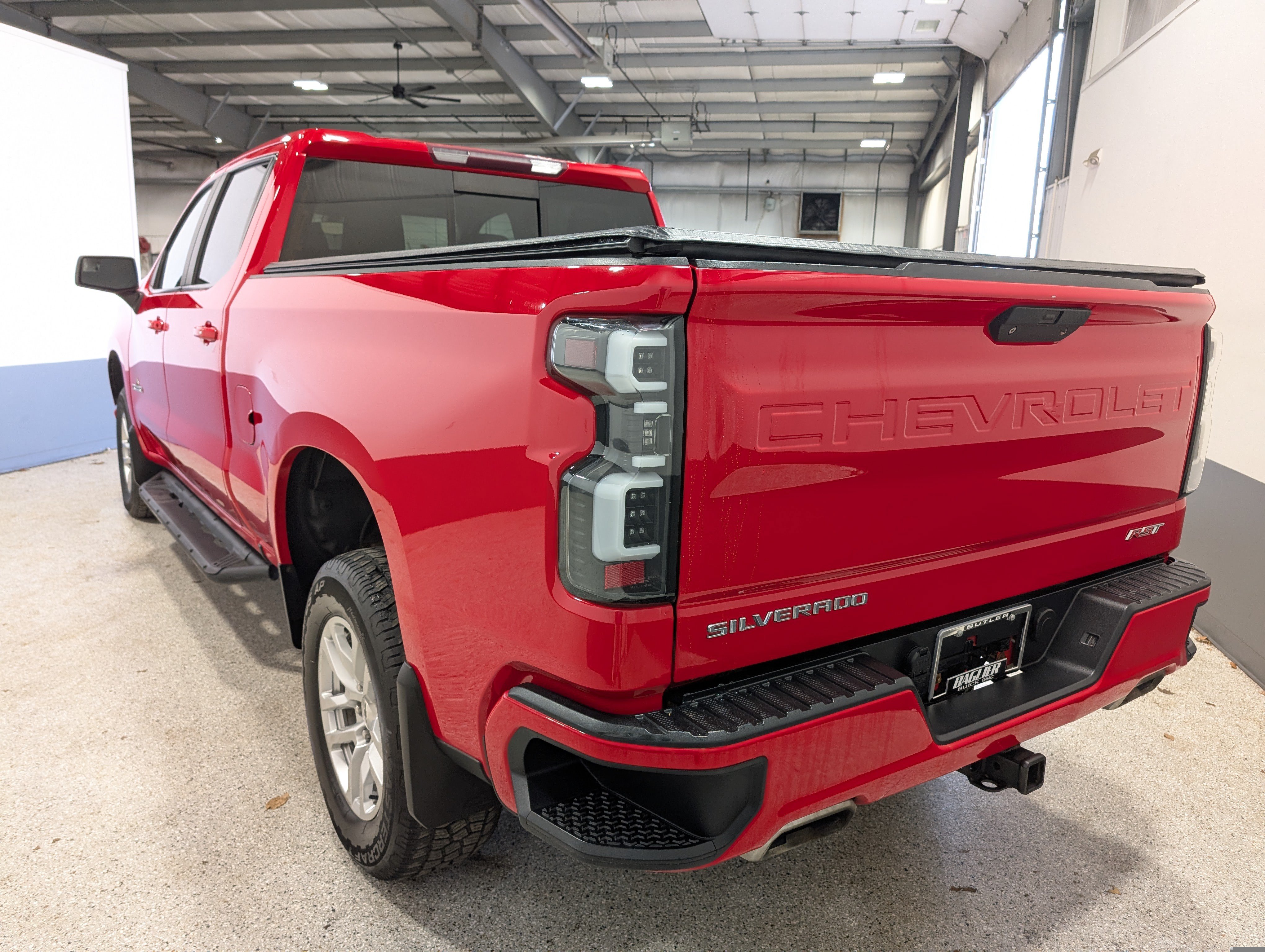Used 2019 Chevrolet Silverado 1500 RST w/ True North Edition AWD/4WD image 5