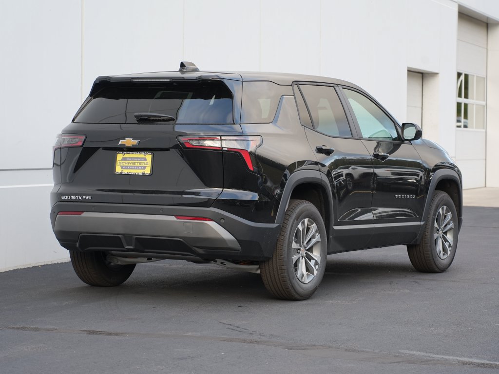 New 2027 Chevrolet Equinox LT AWD/4WD image 4