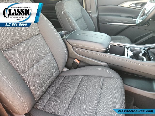 Used 2025 Chevrolet Traverse LT w/ Driver Confidence Package FWD image 18
