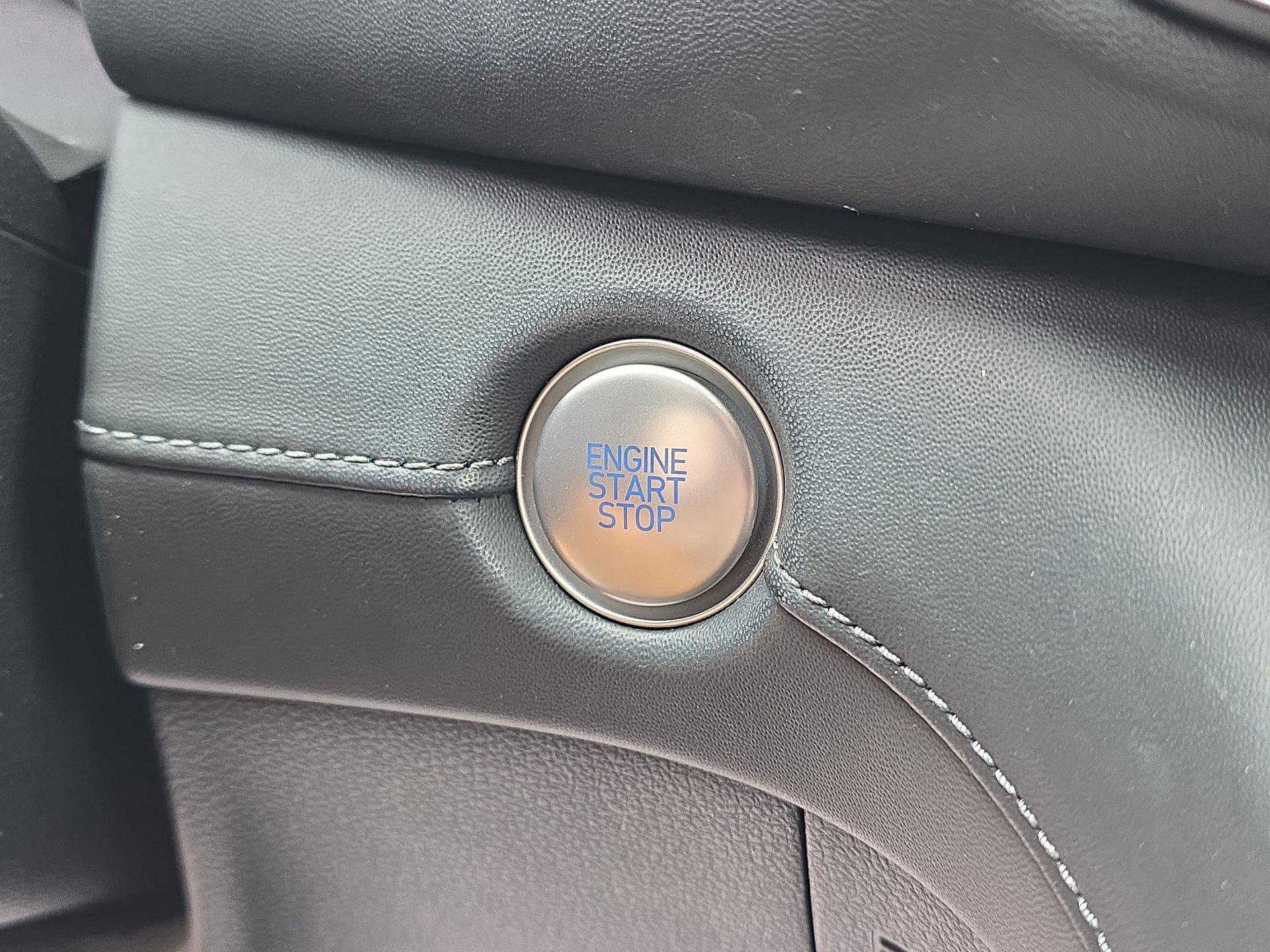 Used 2023 Hyundai Santa Fe Calligraphy image 14