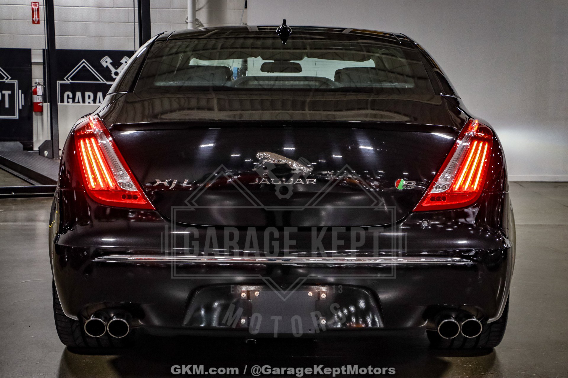 Used 2015 Jaguar XJ R LWB image 48