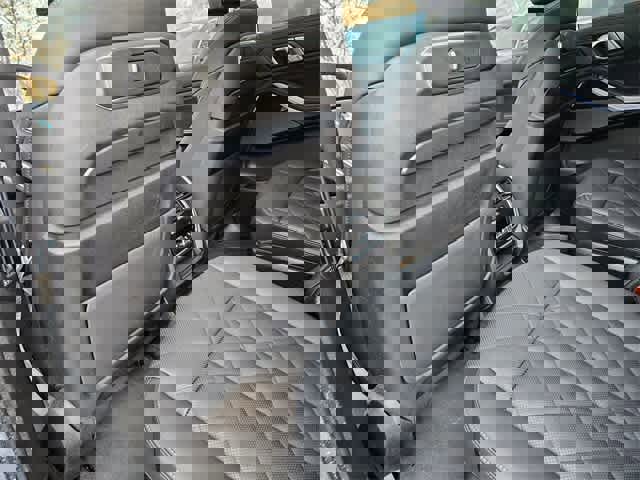 Used 2024 BMW X7 xDrive40i image 19