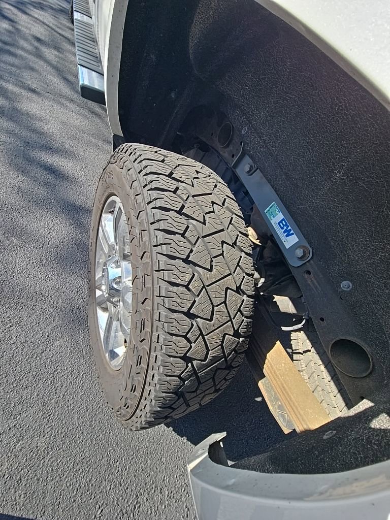 Used 2019 Chevrolet Silverado 2500 High Country w/ Duramax Plus Package image 9