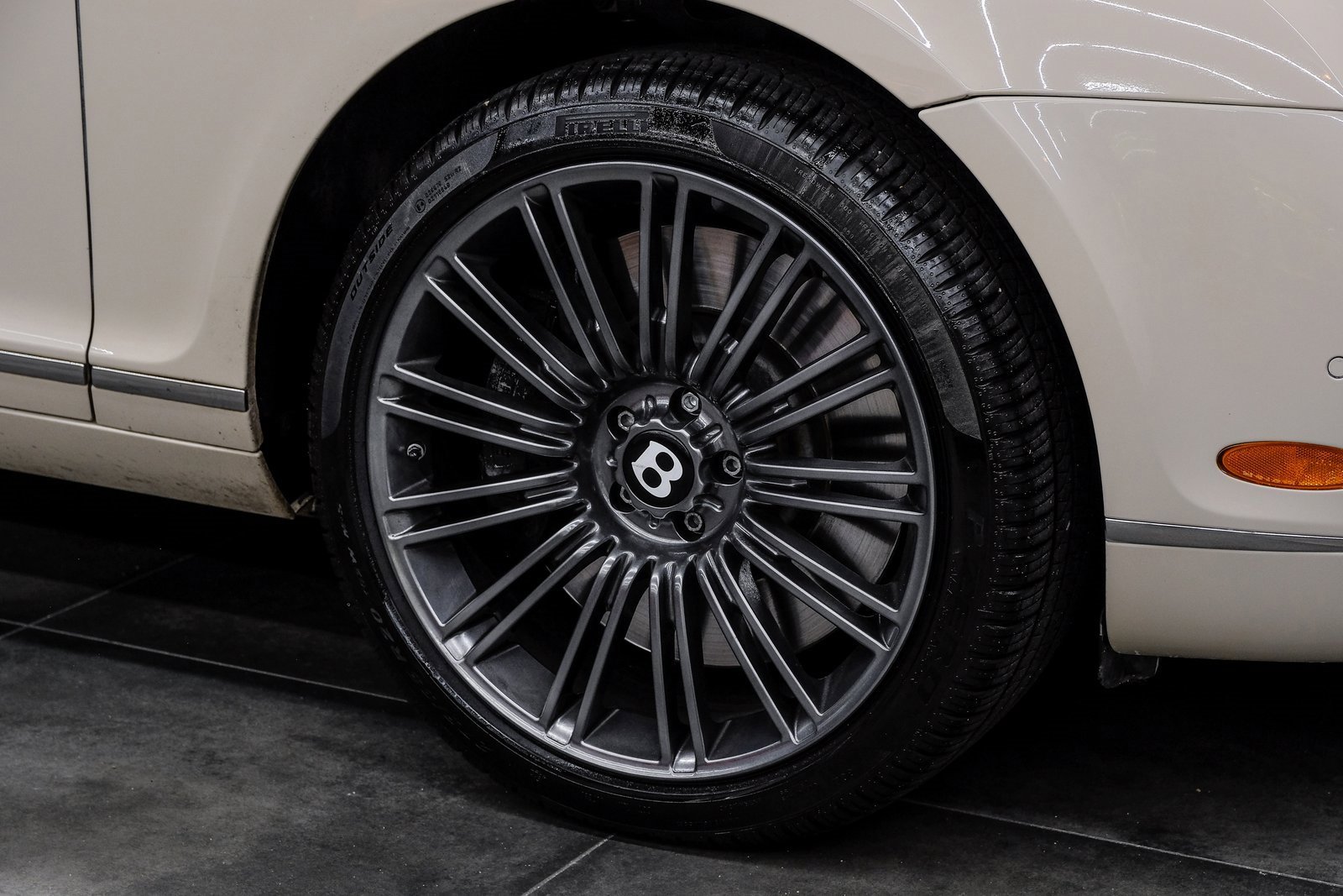 Used 2009 Bentley Continental GT image 64