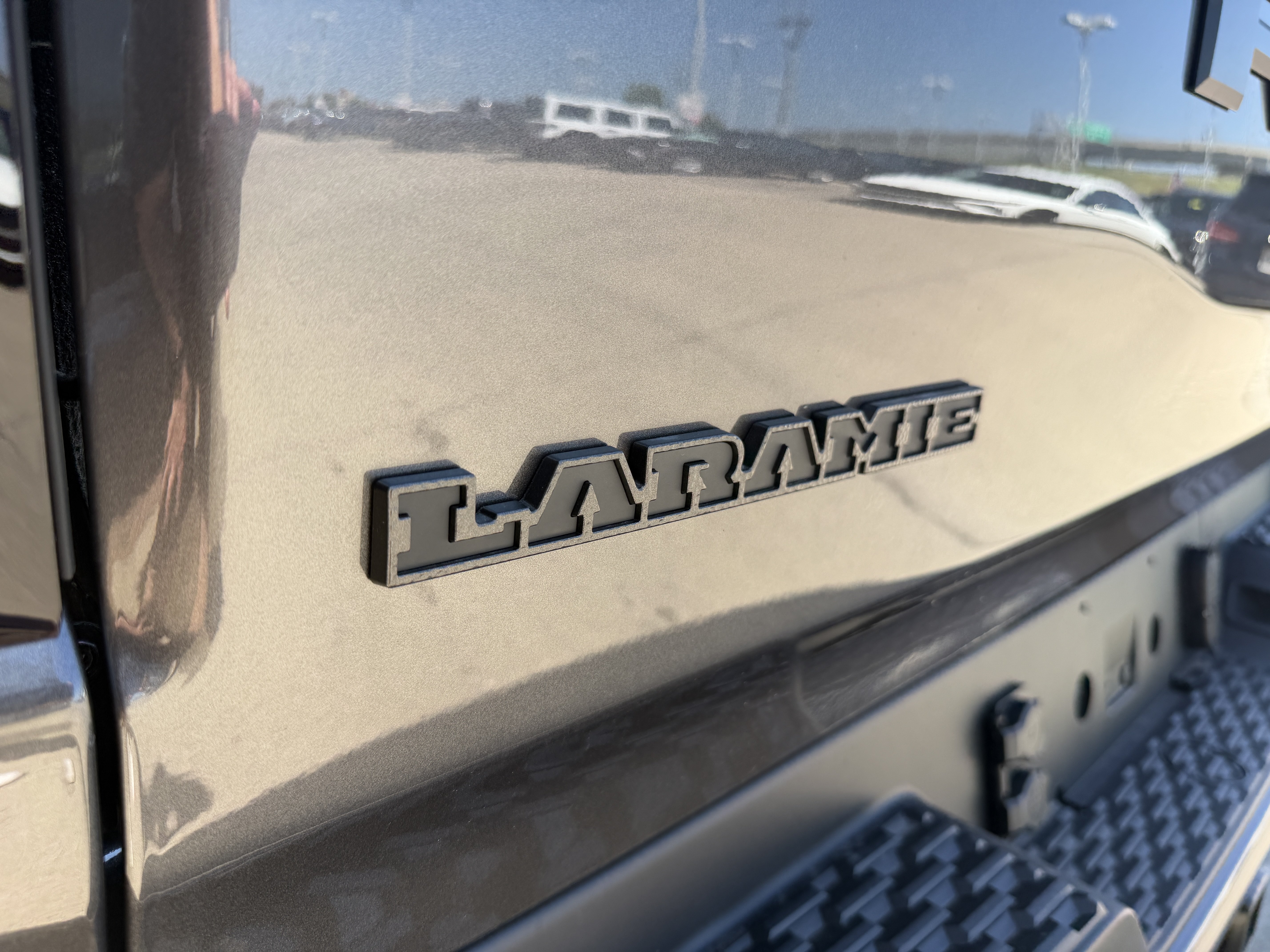 New 2026 RAM 1500 Laramie w/ Night Edition AWD/4WD image 9