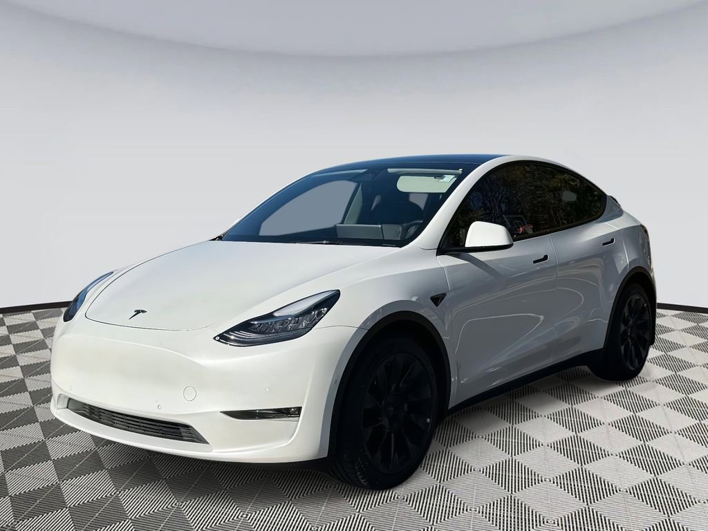 Used 2022 Tesla Model Y Long Range image 5