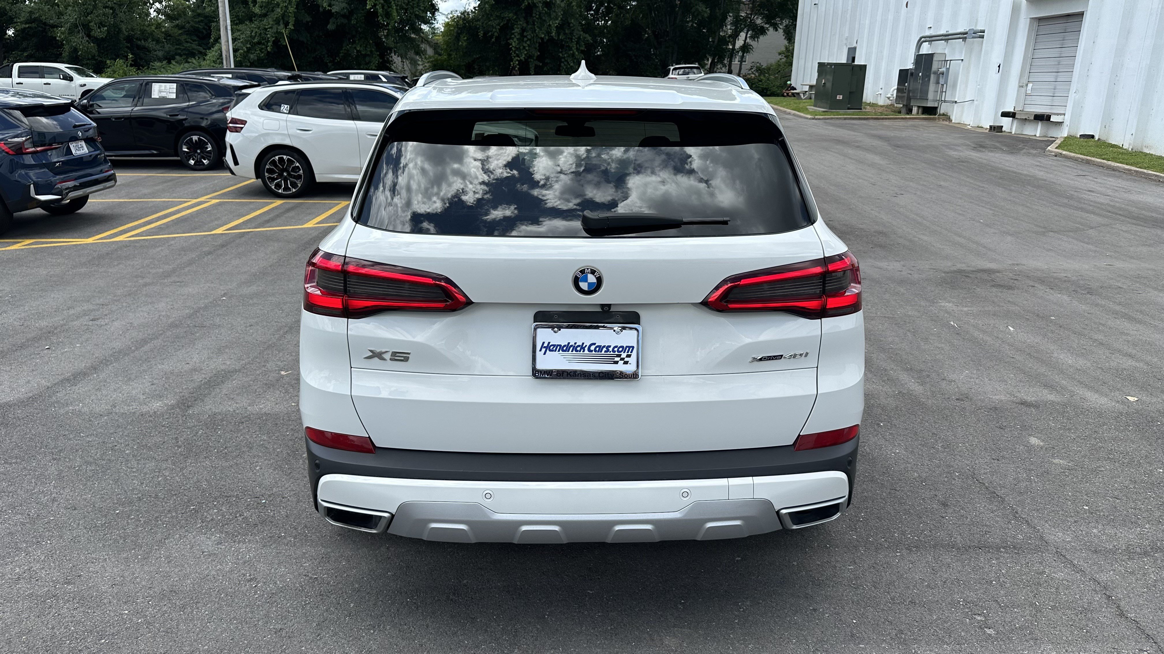 Used 2019 BMW X5 xDrive40i w/ Convenience Package AWD/4WD image 9