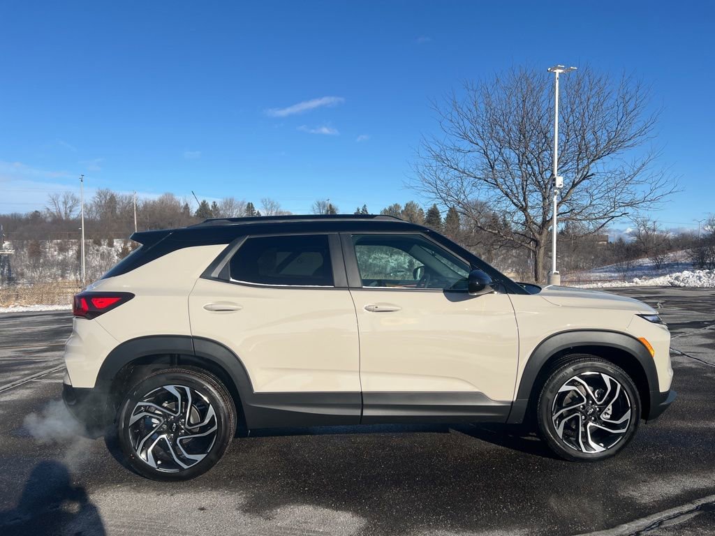 New 2026 Chevrolet TrailBlazer RS w/ Convenience Package image 3