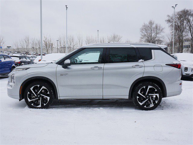 Used 2023 Mitsubishi Outlander SEL image 4