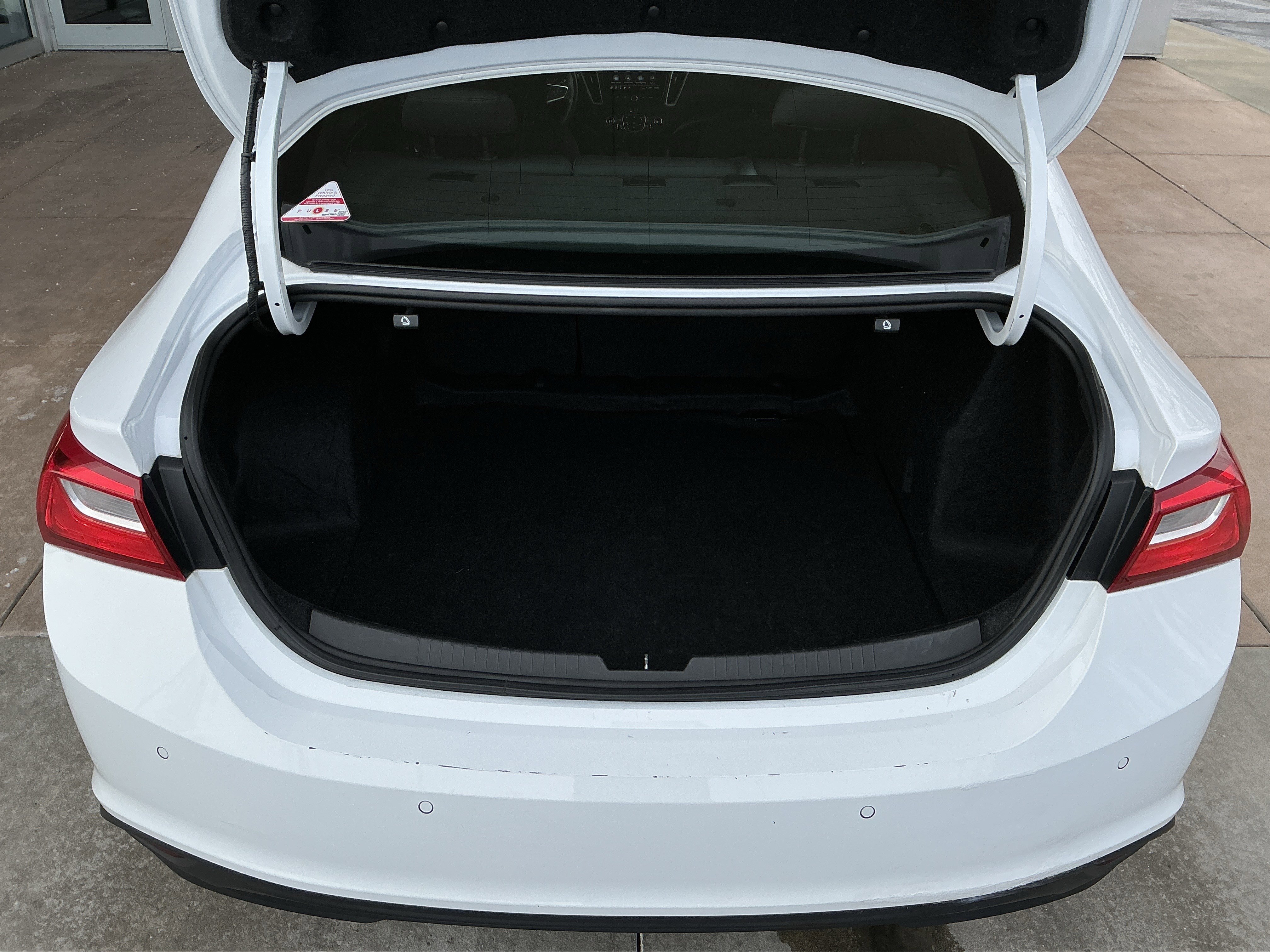 Used 2024 Chevrolet Malibu LT image 24