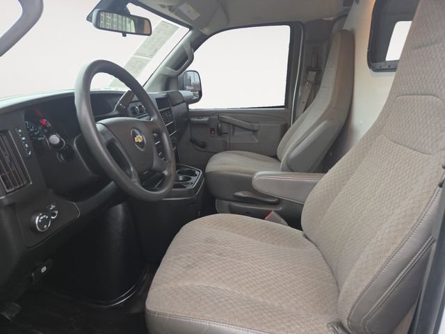Used 2019 Chevrolet Express 2500 image 9