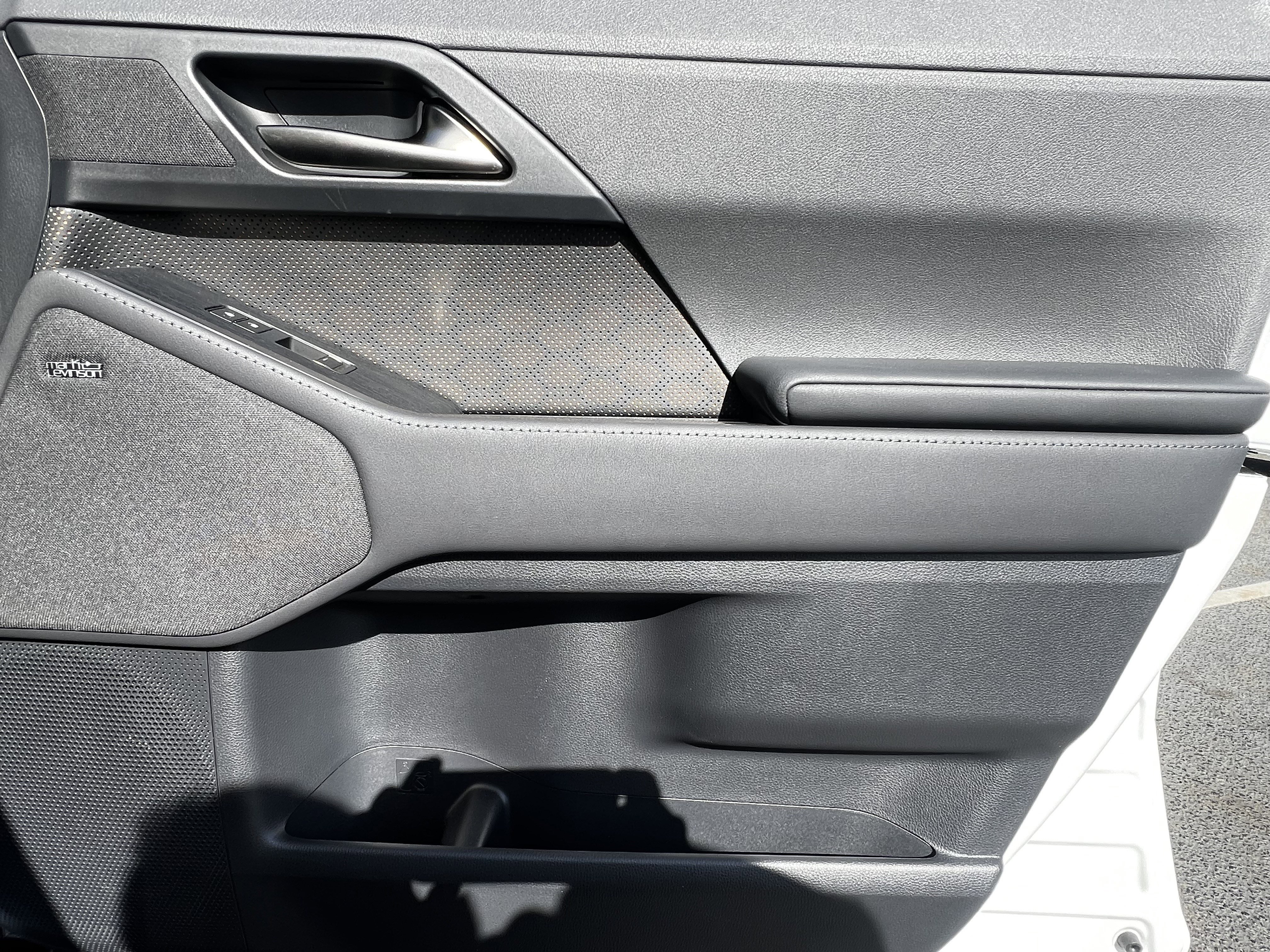 Used 2025 Lexus GX 550 w/ Accessory Package (2T) image 43