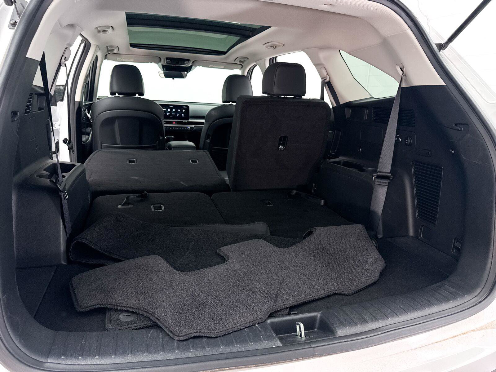Used 2024 Kia Sorento S w/ Panoramic Sunroof Package FWD image 31