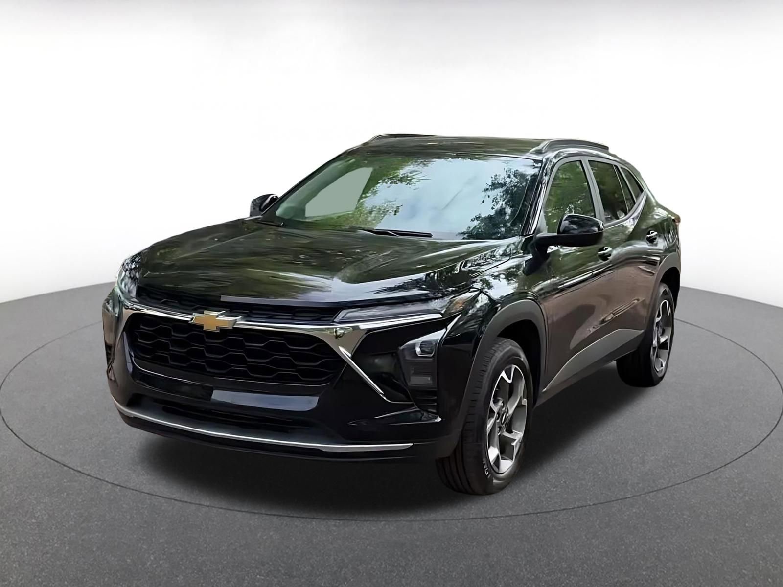 Used 2025 Chevrolet Trax LT w/ LT Convenience Package image 7