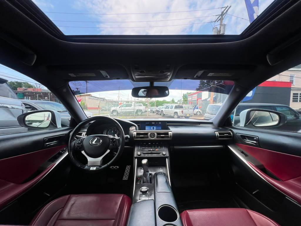 Used 2016 Lexus IS 300 AWD image 21
