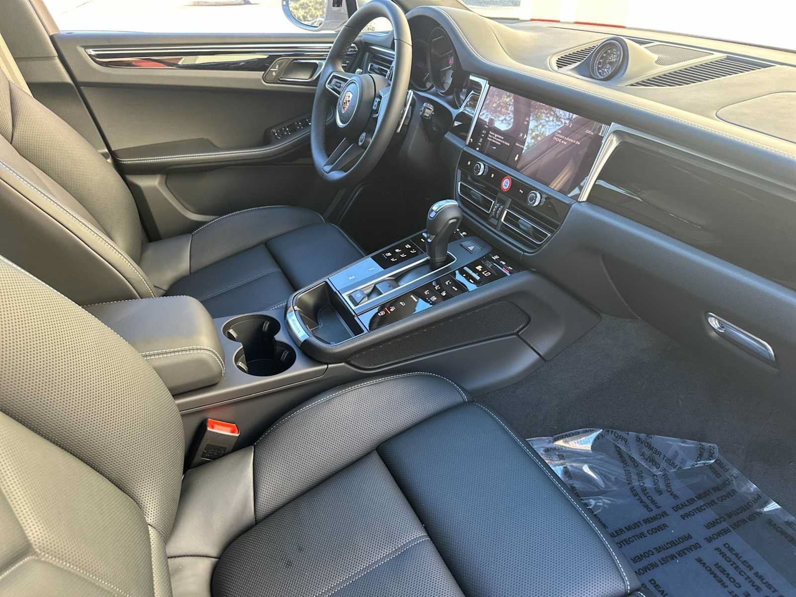 New 2026 Porsche Macan S AWD/4WD image 17