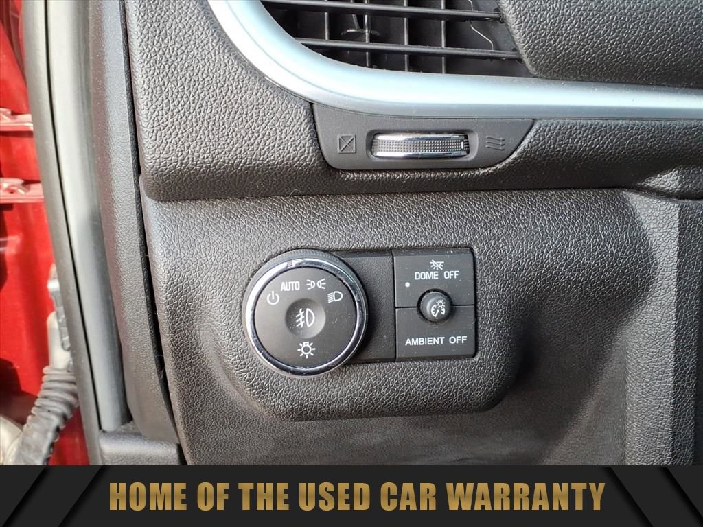 Used 2015 Chevrolet Traverse LT image 17