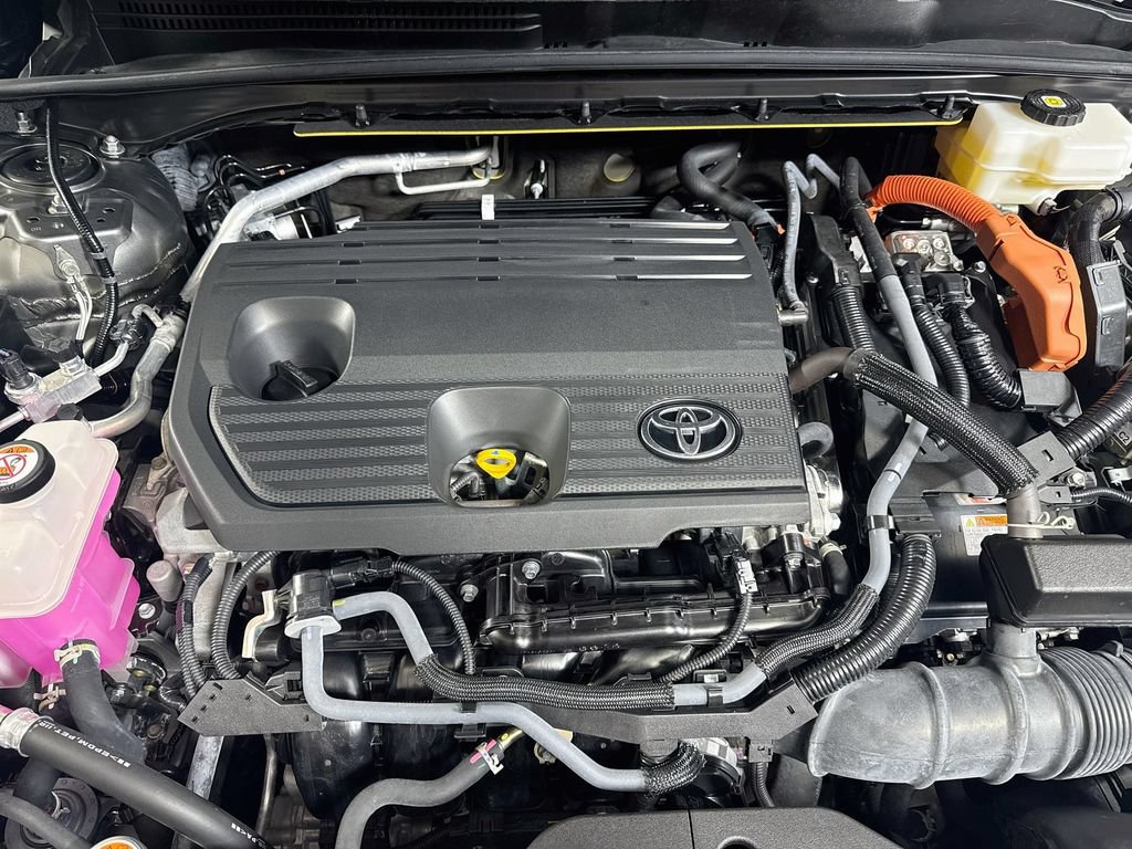 Certified 2024 Toyota Crown AWD/4WD image 29