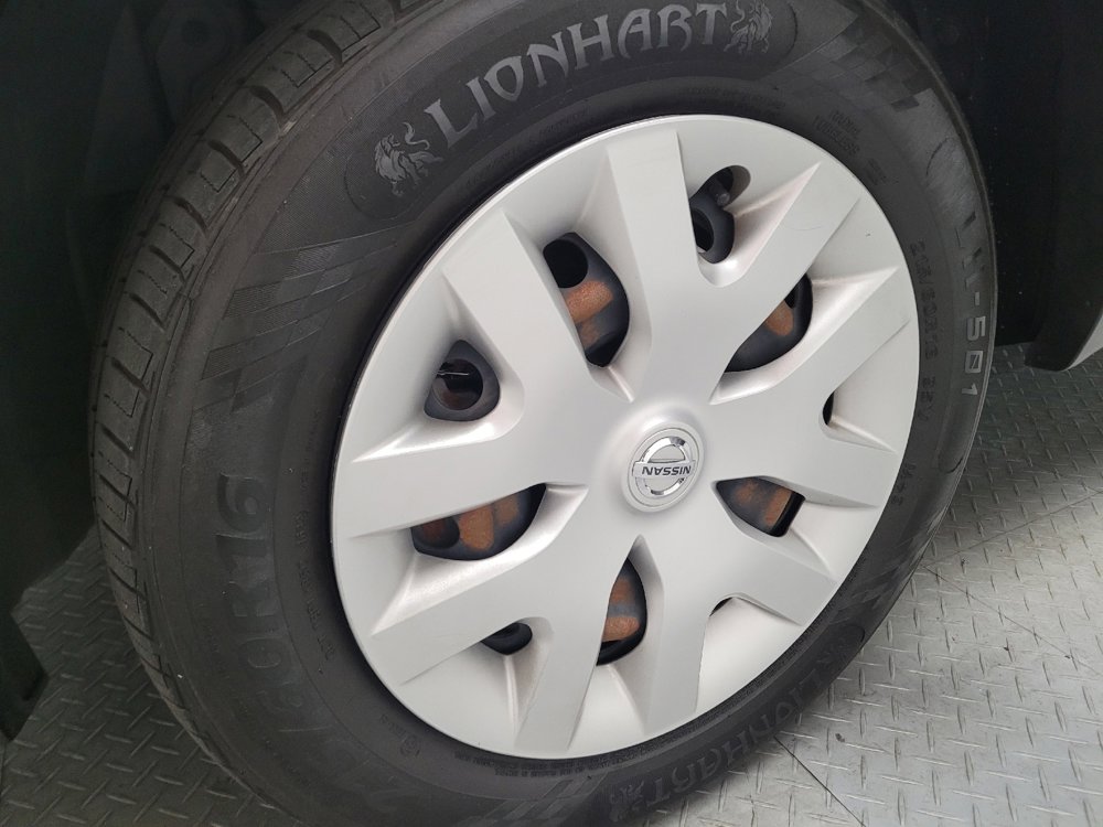 Used 2017 Nissan Rogue Sport S image 31