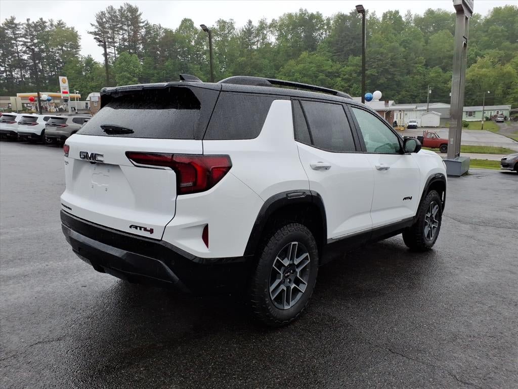 New 2026 GMC Terrain AT4 w/ Technology Package II AWD/4WD image 9
