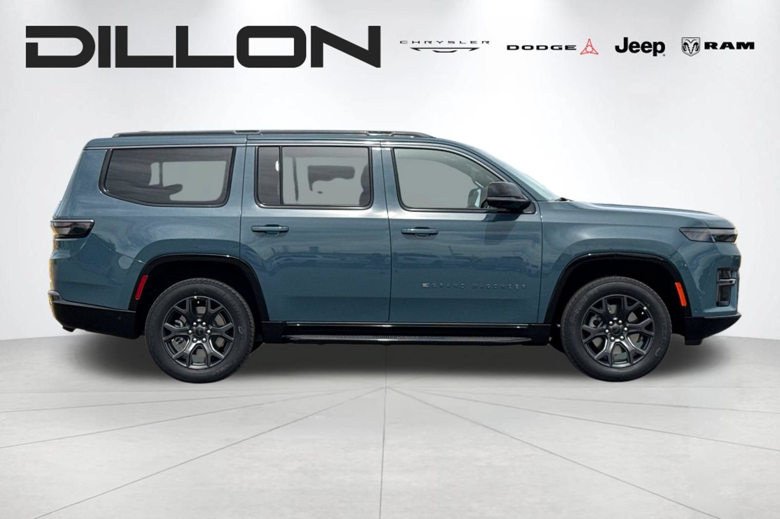 New 2026 Jeep Grand Wagoneer Limited w/ Convenience Group I AWD/4WD image 2