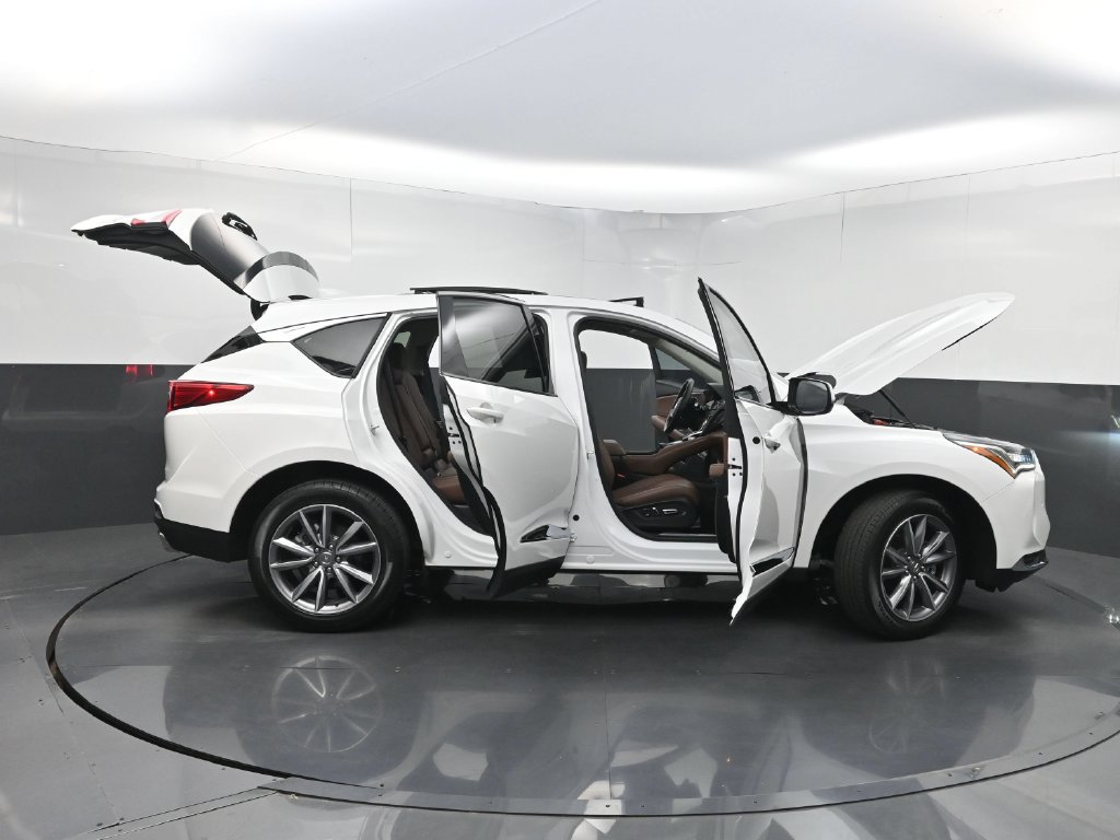 Used 2023 Acura RDX w/ Technology Package FWD image 40