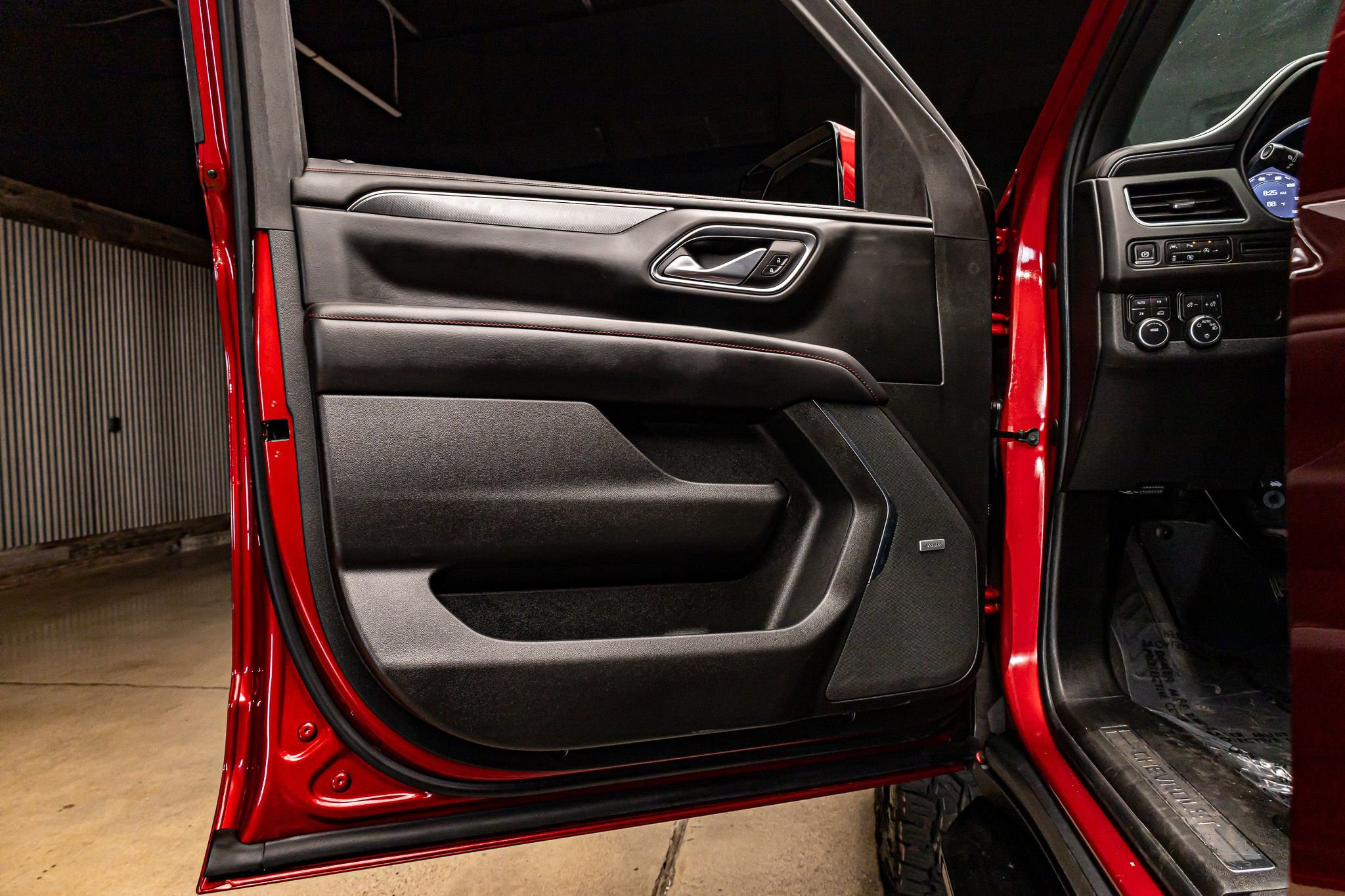 Used 2023 Chevrolet Tahoe RST w/ RST Performance Edition image 29