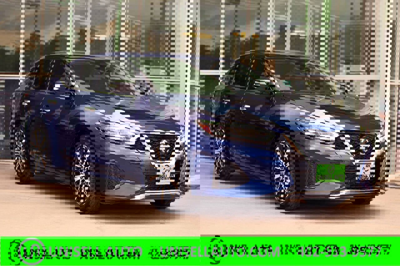 Used 2023 Nissan Maxima SV w/ Floor Mat Group image 1