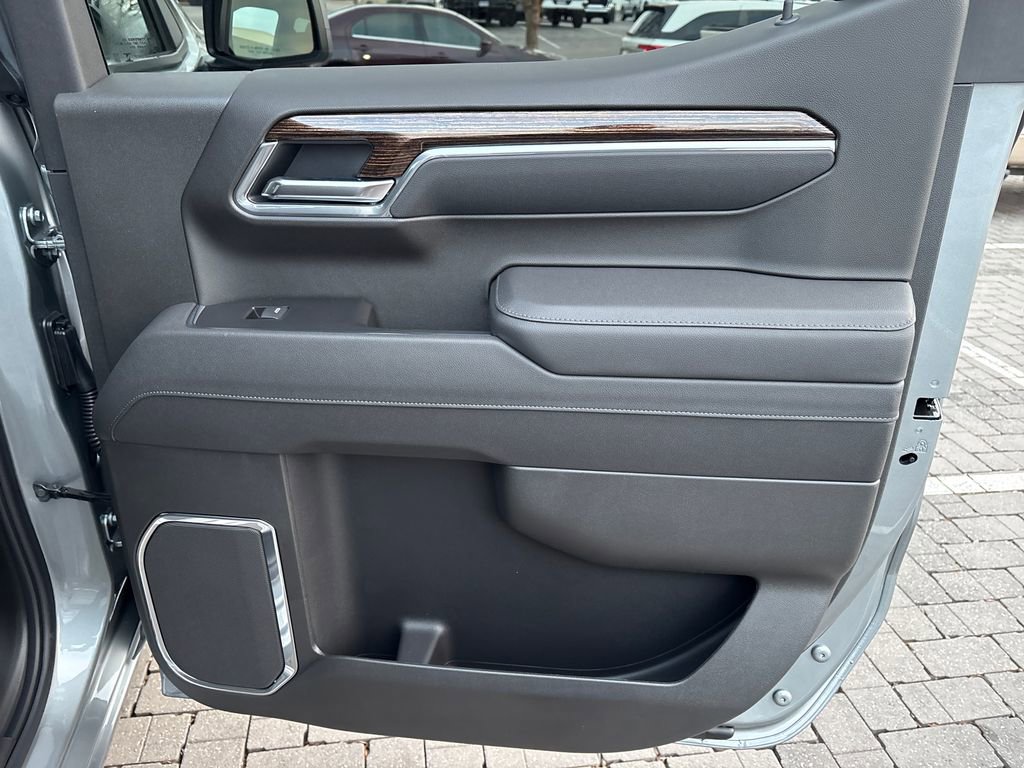 New 2026 GMC Sierra 1500 Elevation image 37