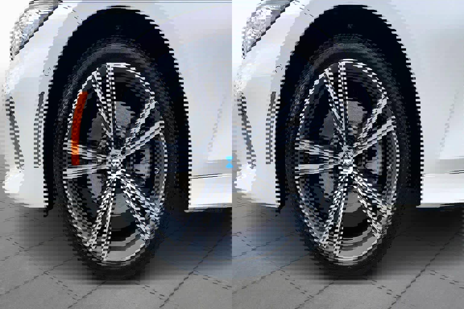 Used 2024 BMW 330i Sedan image 10