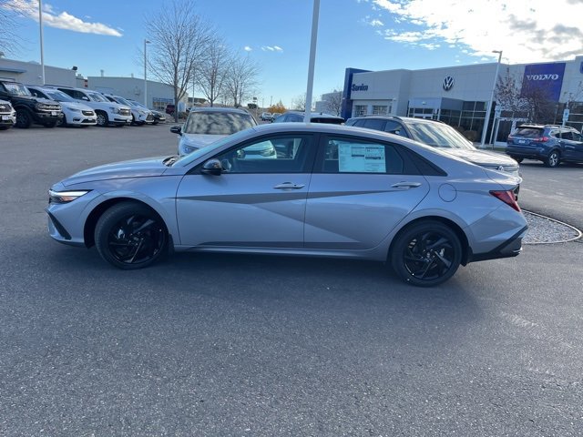 New 2026 Hyundai Elantra Sport image 2