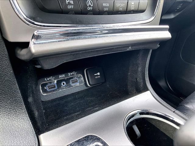 Used 2018 Jeep Grand Cherokee Limited image 28