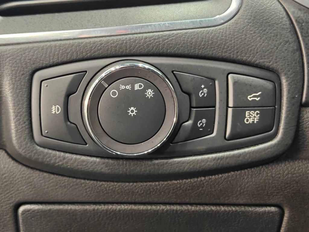 Used 2019 Ford Edge ST w/ Cold Weather Package AWD/4WD image 48