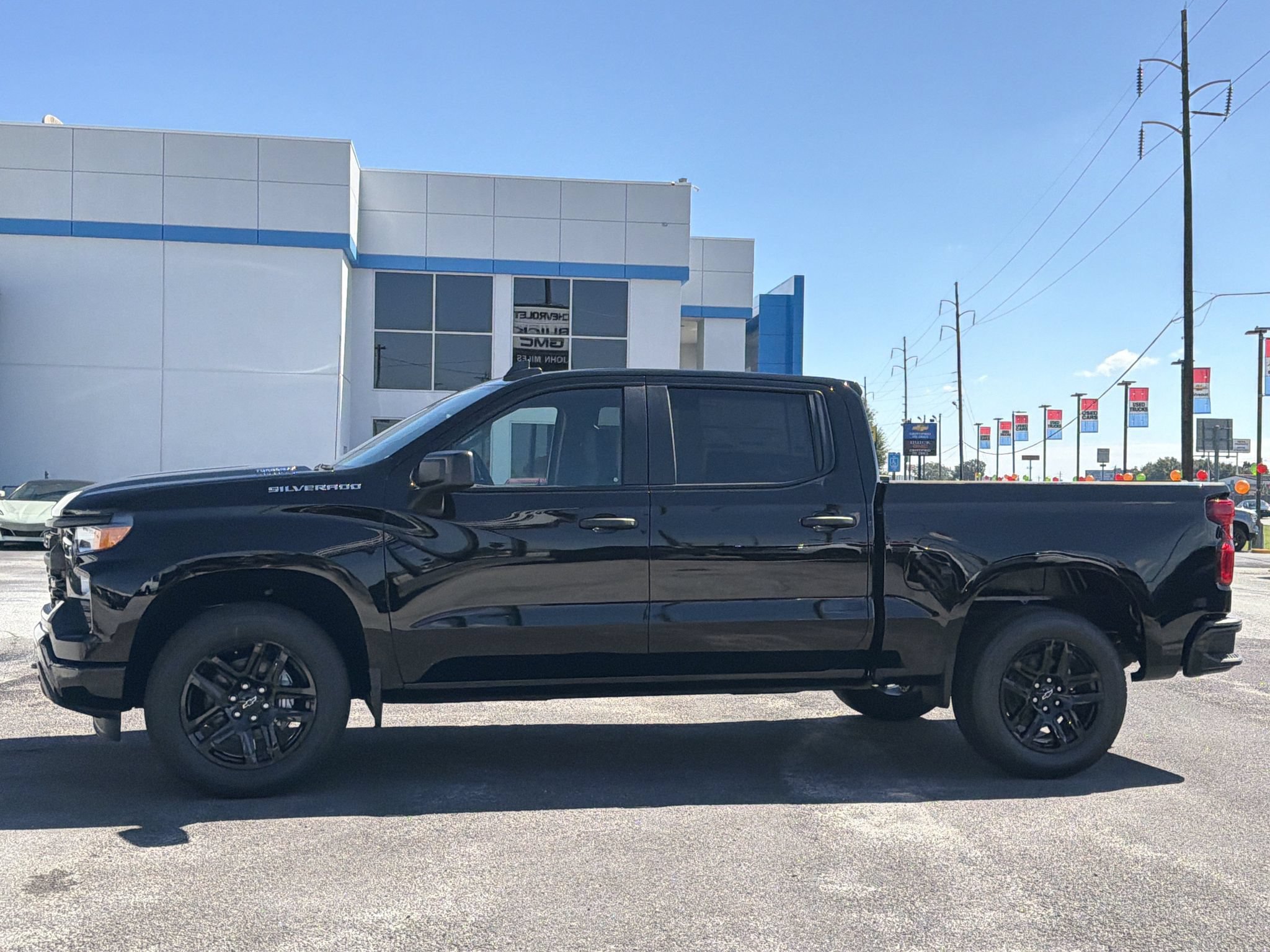New 2026 Chevrolet Silverado 1500 Custom RWD image 18