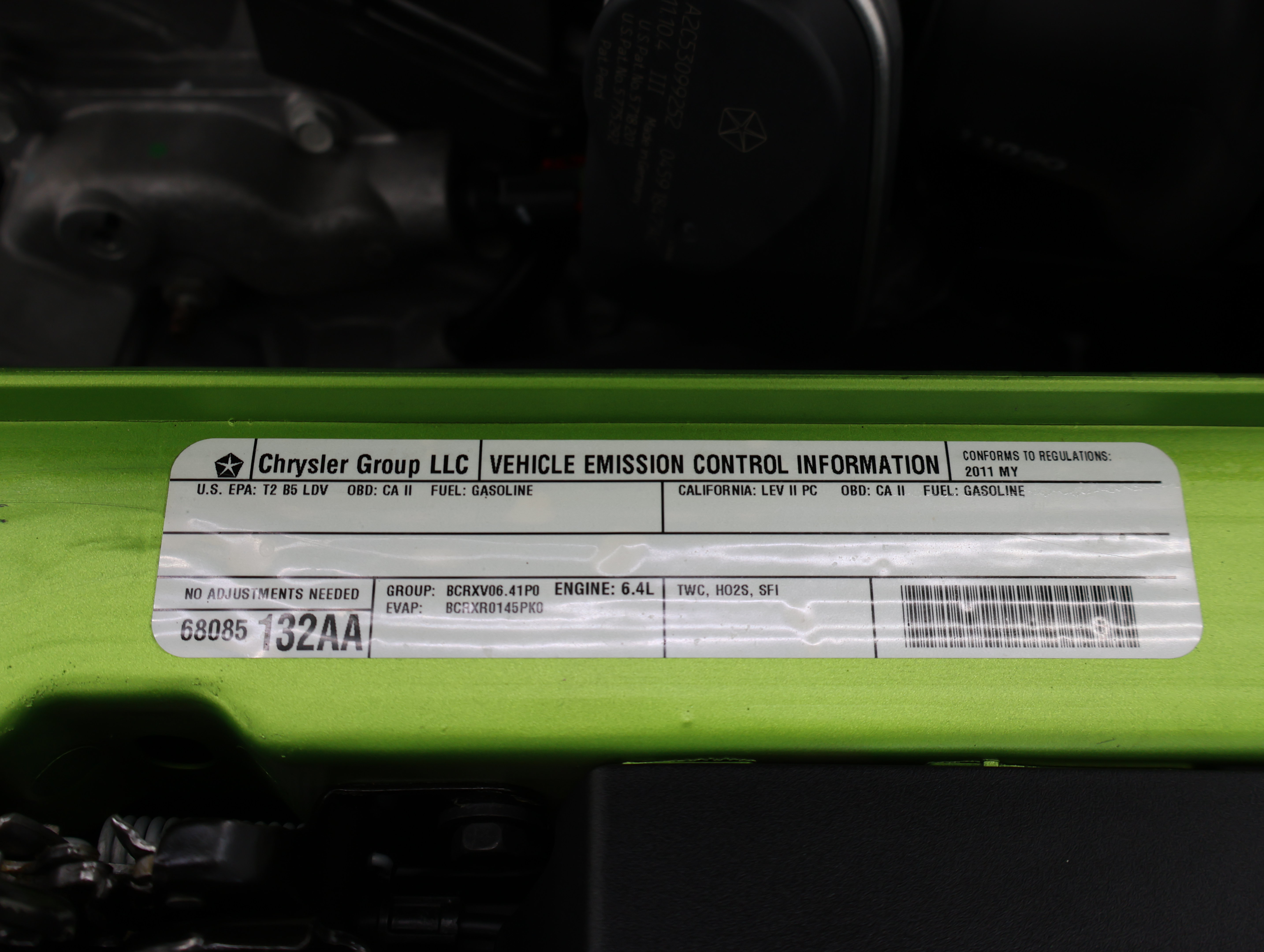 Used 2011 Dodge Challenger SRT8 w/ Green w/Envy Group RWD image 19