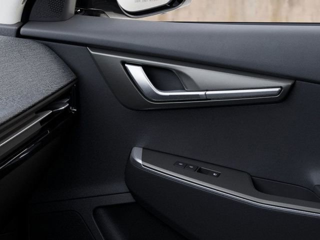 New 2025 Kia EV6 Light w/ Light LR Technology Package image 26