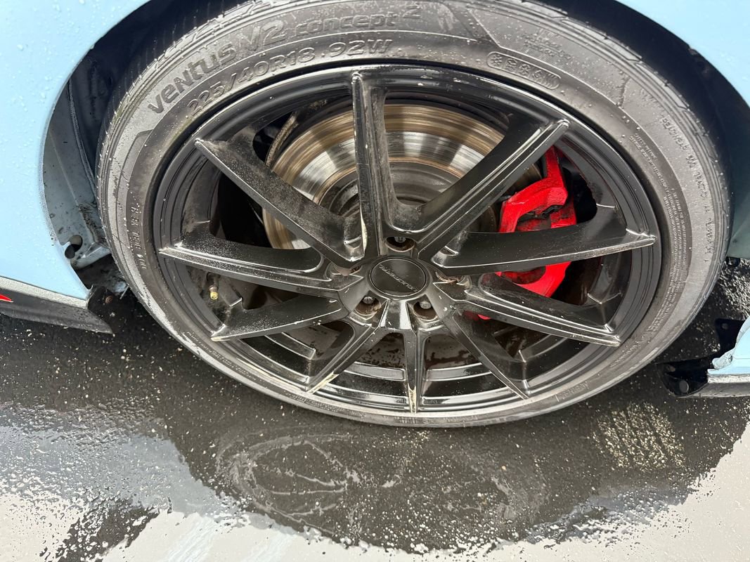 Used 2020 Hyundai Veloster N image 12