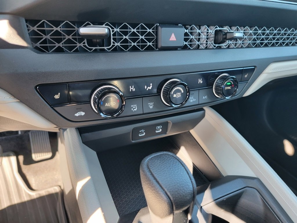 Certified 2024 Honda Accord EX image 29