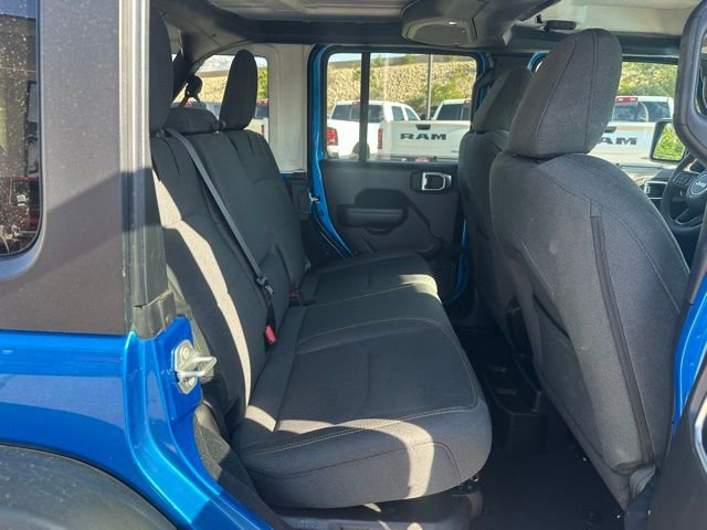 Used 2024 Jeep Wrangler Unlimited AWD/4WD image 18