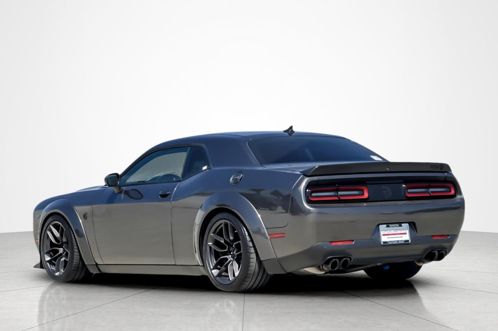 Used 2023 Dodge Challenger SRT Hellcat RWD image 3