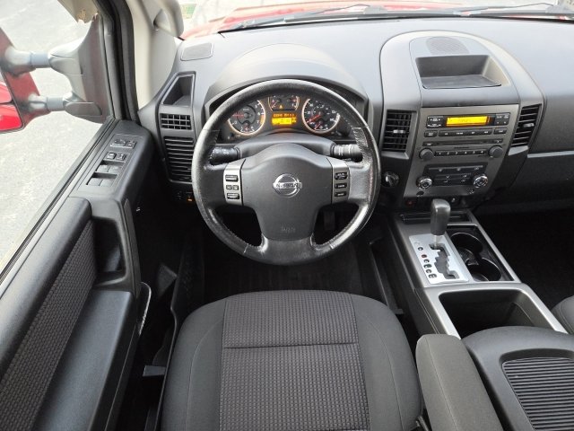 Used 2012 Nissan Titan SV w/ SV Premium Utility Pkg image 16