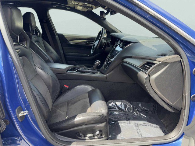 Used 2019 Cadillac CTS V w/ Carbon Fiber Package image 53