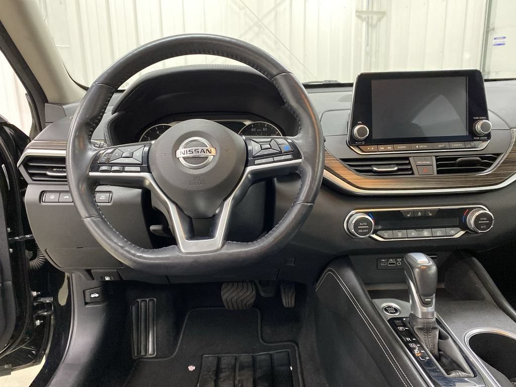 Used 2019 Nissan Altima 2.5 SL FWD image 21